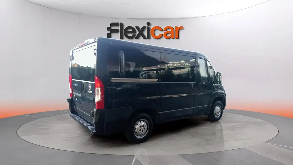 Usado Fiat Ducato 140 CV (102 kW) 2018 Azul Van