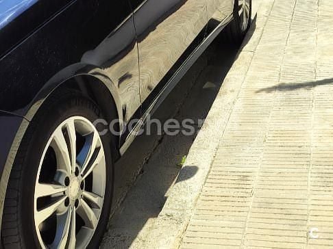 Usado Mercedes E220 Avantgarde 170 CV (125 kW) 2014 Negro Berlina