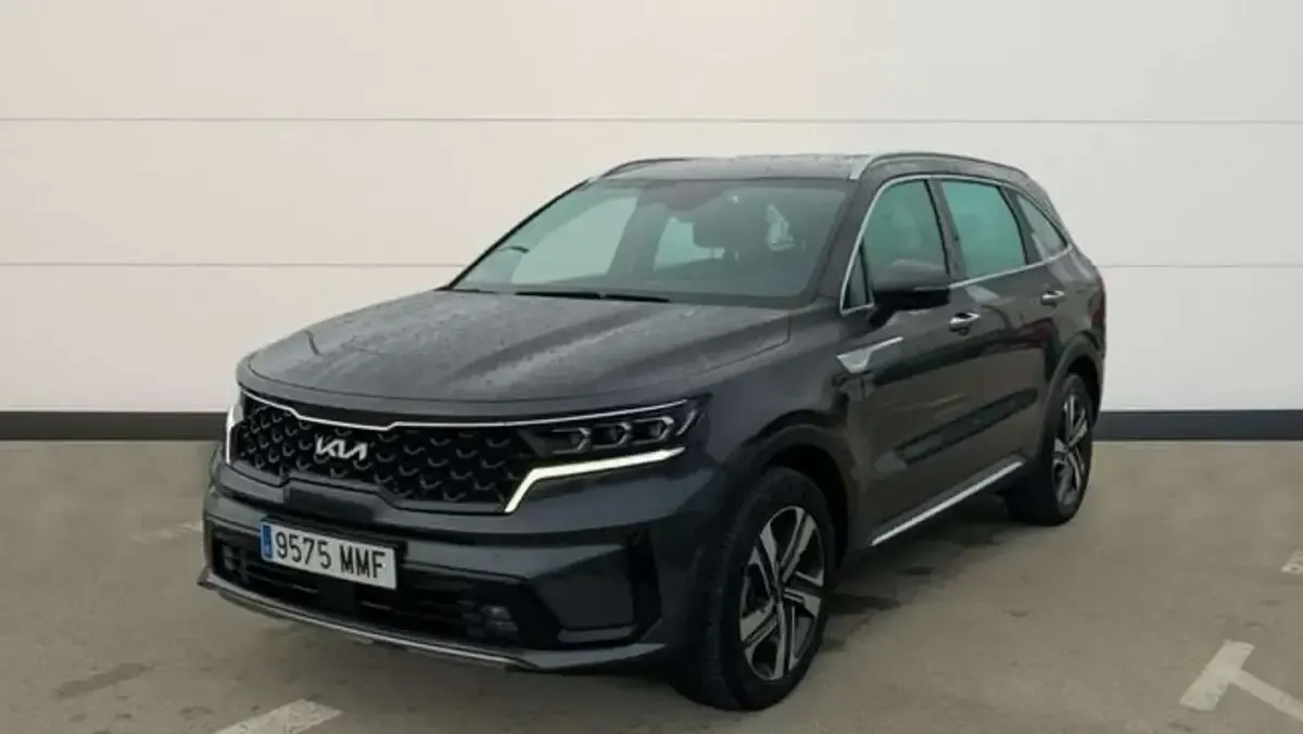 Używany Kia Sorento 265 KM (194 kW) 2023 Szary SUV
