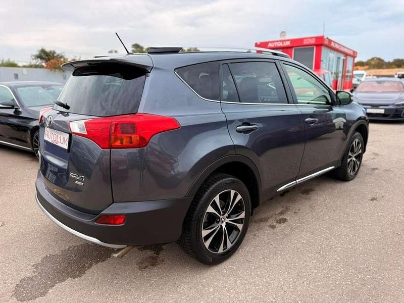 Usado Toyota RAV4 150 CV (110 kW) 2016 Gris SUV