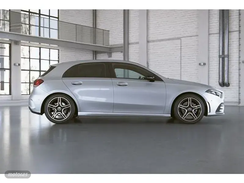 Usado Mercedes A180 136 CV (100 kW) 2022 Blanco Berlina