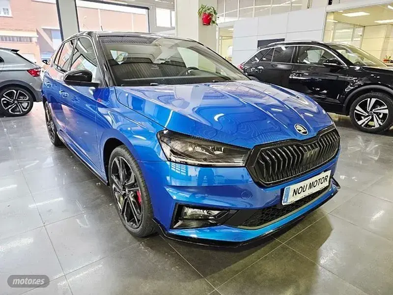 Nuevo Skoda Fabia 177 CV (130 kW) 2026 Azul Utilitario