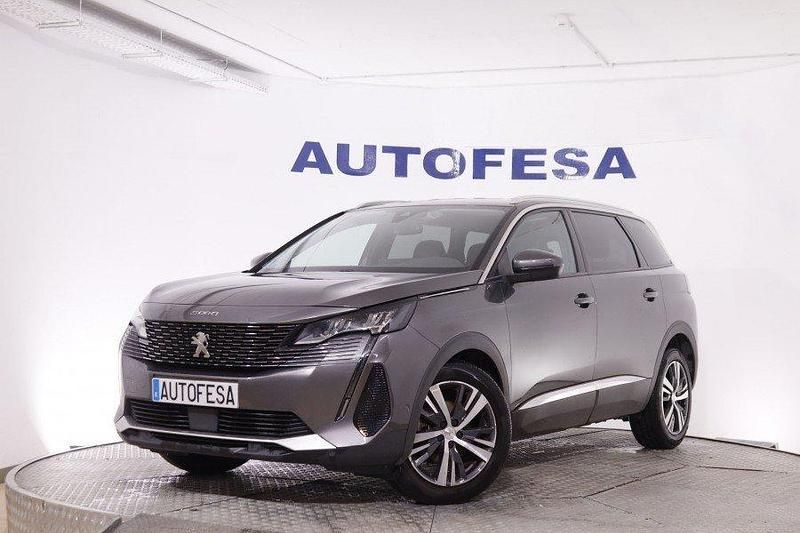 Usado Peugeot 5008 Allure 130 CV (95 kW) 2020 Gris SUV