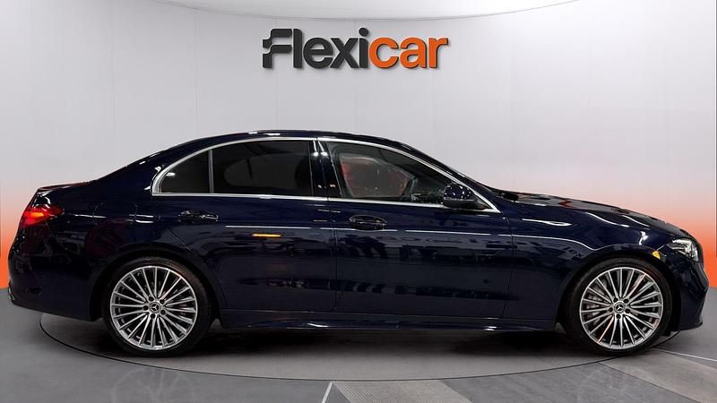 Usado Mercedes C200 204 CV (150 kW) 2022 Azul Berlina