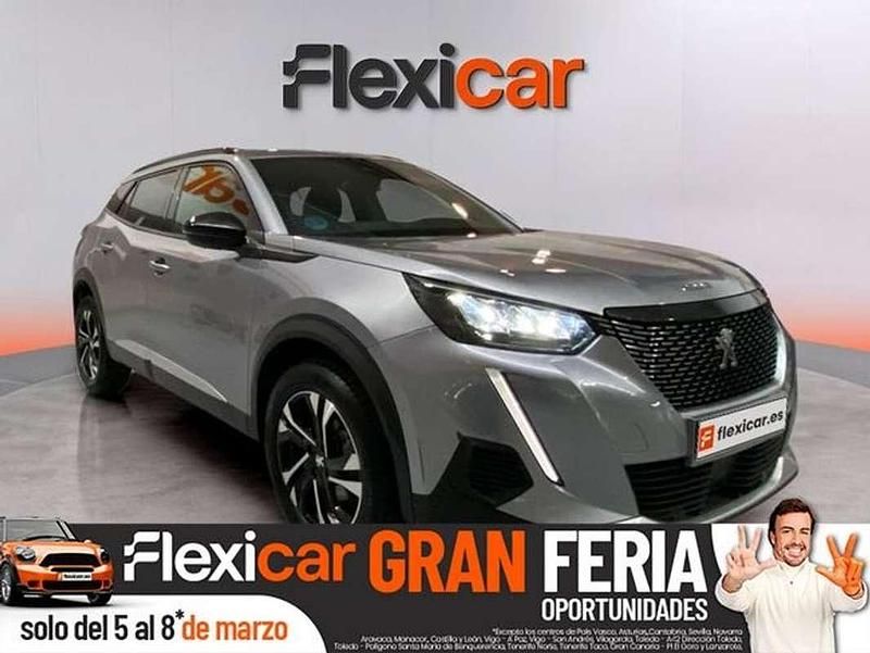 Usado Peugeot 2008 Active 131 CV (96 kW) 2023 Gris SUV