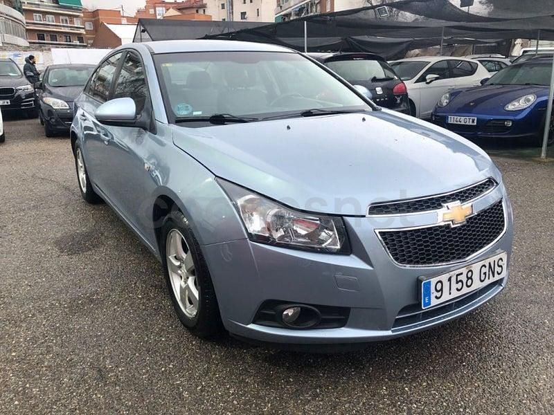 Usado Chevrolet Cruze LS 113 CV (83 kW) 2009 Azul Berlina