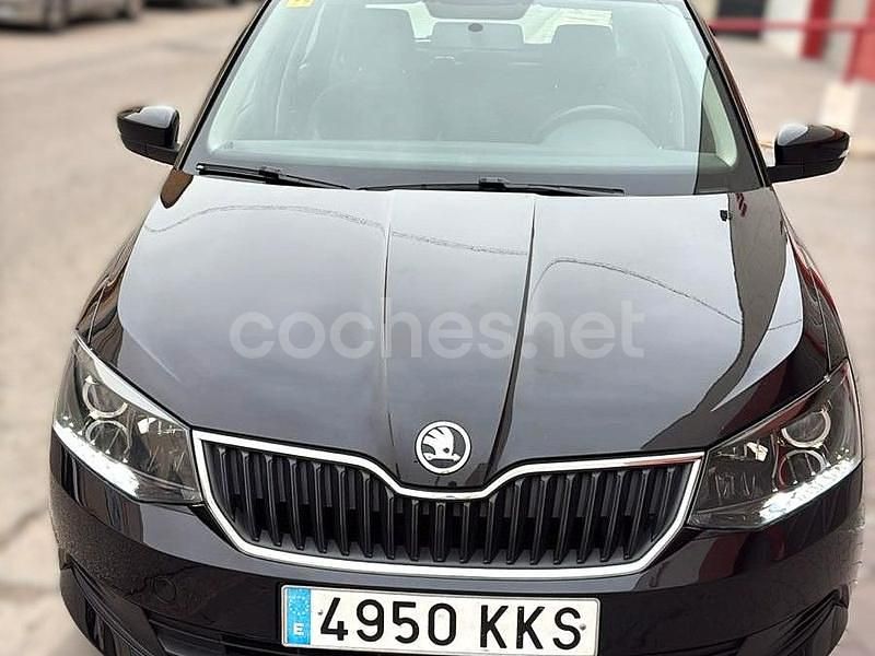 Usado Skoda Fabia Ambition 75 CV (55 kW) 2018 Negro Berlina