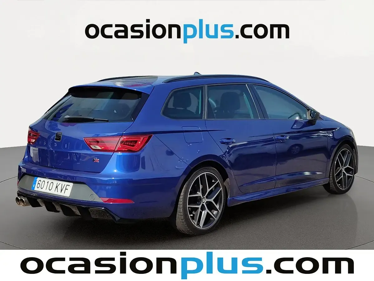Usado Seat Leon FR 190 CV (139 kW) 2019 Azul Monovolumen