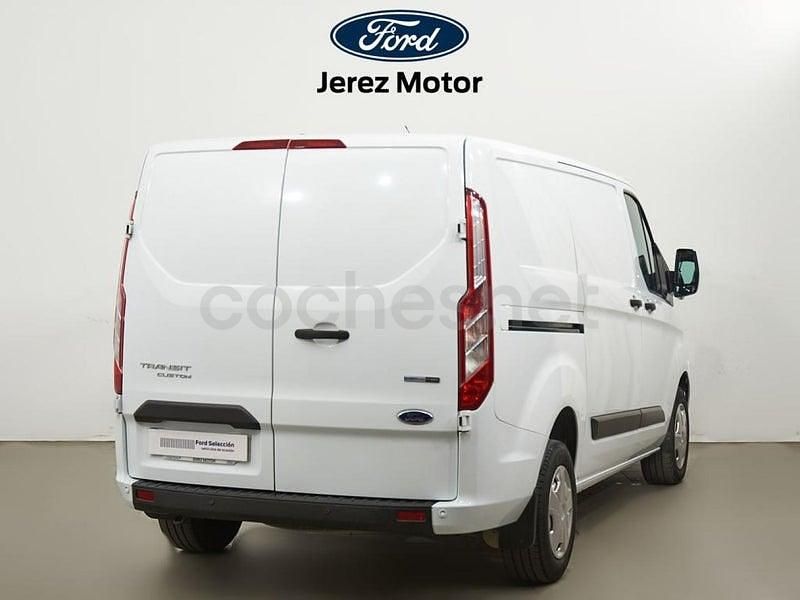 Usado Ford Tourneo Trend 136 CV (100 kW) 2023 Blanco Monovolumen
