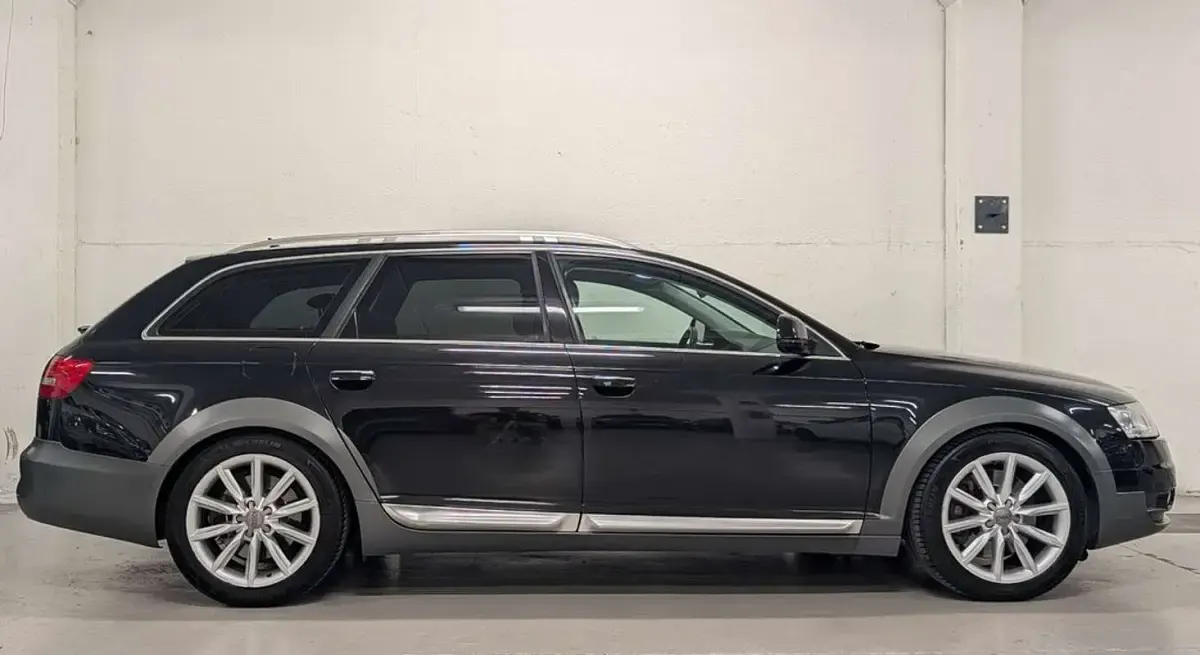 Usado Audi A6 350 CV (257 kW) 2009 Negro Familiar