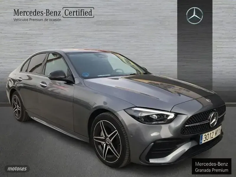 Usado Mercedes C300 197 CV (144 kW) 2025 Gris Berlina