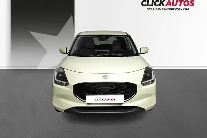 Usado Suzuki Swift 83 CV (61 kW) 2025 Utilitario