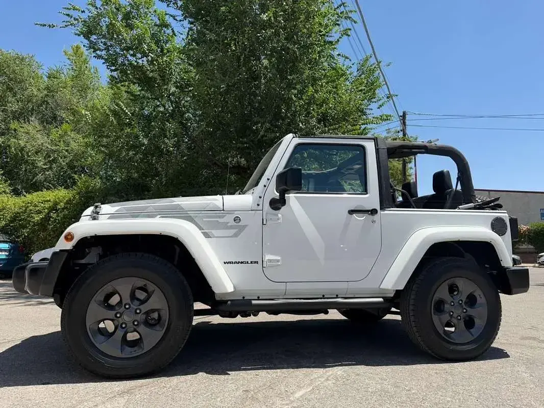 Usado Jeep Wrangler Sport 200 CV (147 kW) 2018 Blanco SUV