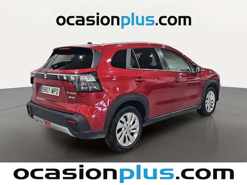Usado Suzuki SX4 129 CV (94 kW) 2024 Rojo SUV