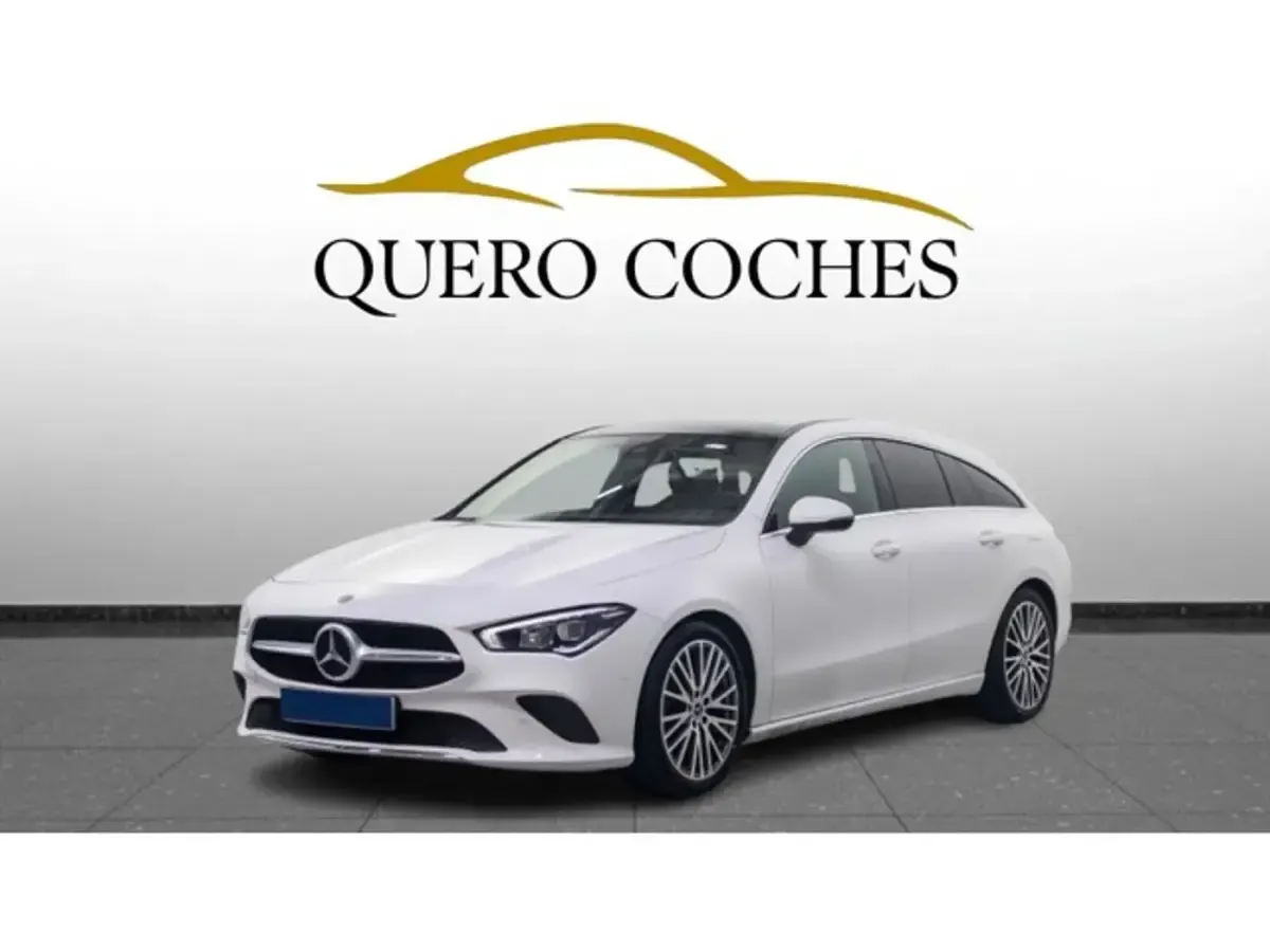 Usado Mercedes CLA220 Shooting Brake 190 CV (139 kW) 2021 Familiar