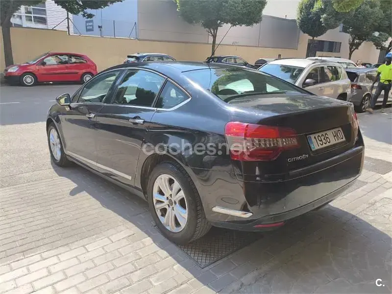 Usado Citroën C5 Seduction 112 CV (82 kW) 2012 Negro Berlina