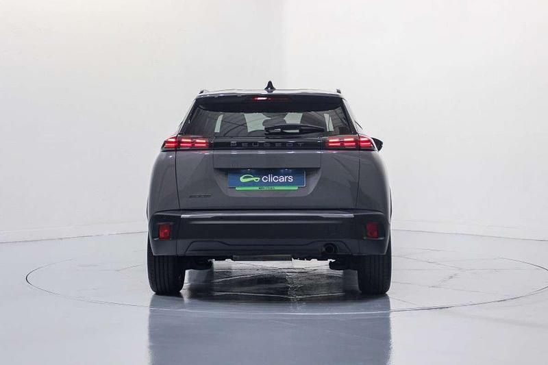 Usado Peugeot 2008 Allure 102 CV (75 kW) 2025 Gris SUV