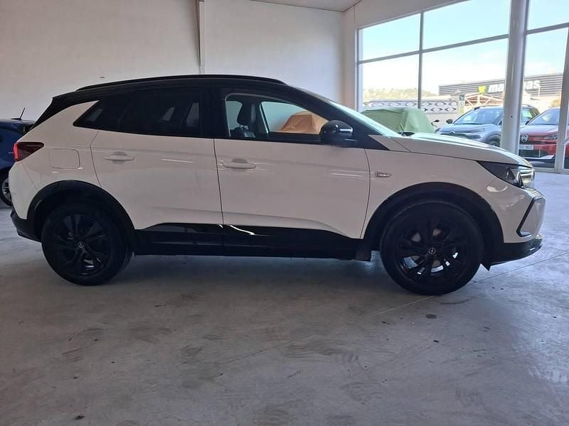 Usado Opel Grandland X GS Line 130 CV (95 kW) 2022 Blanco SUV