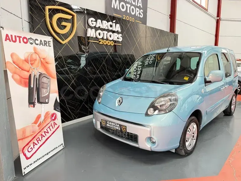 Usado Renault Kangoo Expression 90 CV (66 kW) 2012 Azul Monovolumen
