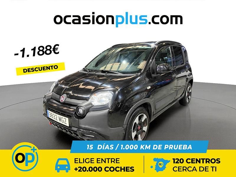 Usado Fiat Panda Cross Cross 70 CV (51 kW) 2023 Negro Utilitario