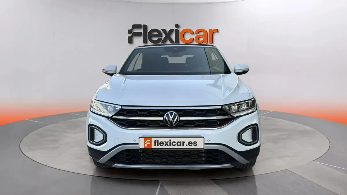Usado VW T-Roc Cabriolet Style 110 CV (80 kW) 2023 Blanco Descapotable