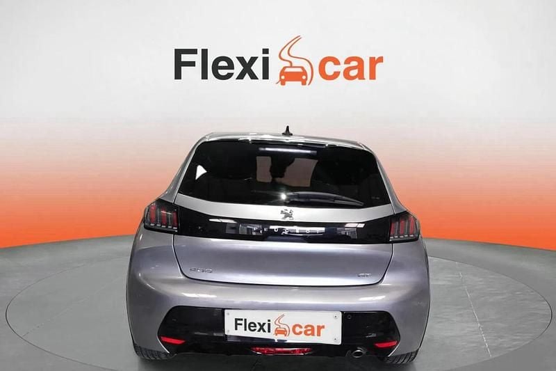 Usado Peugeot 208 GT 101 CV (74 kW) 2021 Gris Utilitario