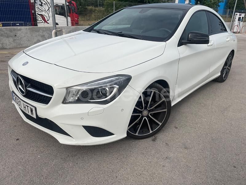 Blanco Usado 2014 Mercedes CLA220 Berlina | 18.000 € (Precio justo) - Imagen 1/4