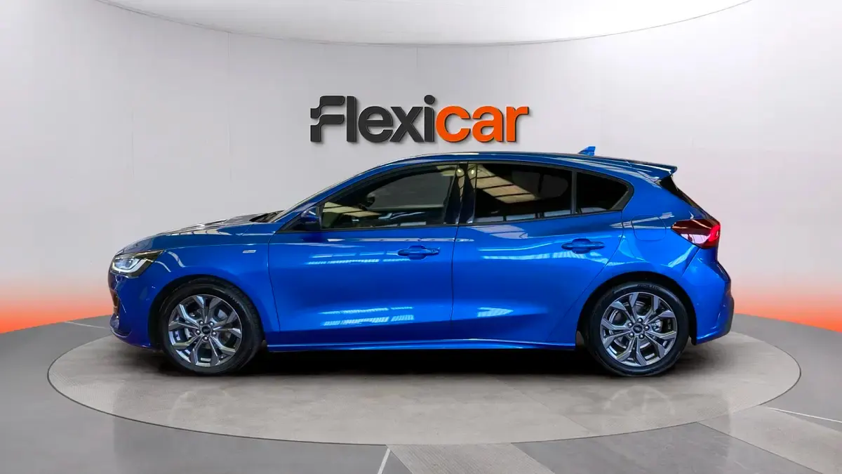 Usado Ford Focus ST-Line 125 CV (91 kW) 2023 Azul Berlina