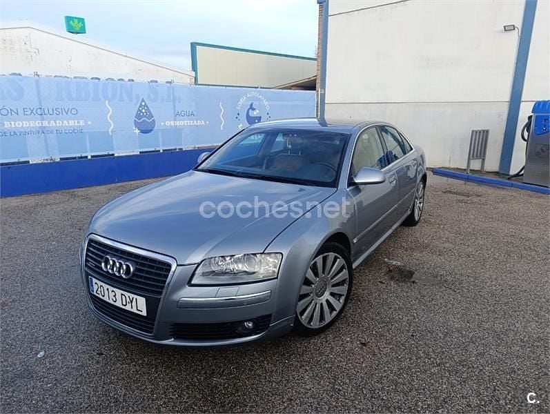 Gris / plata Usado 2006 Audi A8 Berlina | 6990 € (Precio justo) - Imagen 1/4