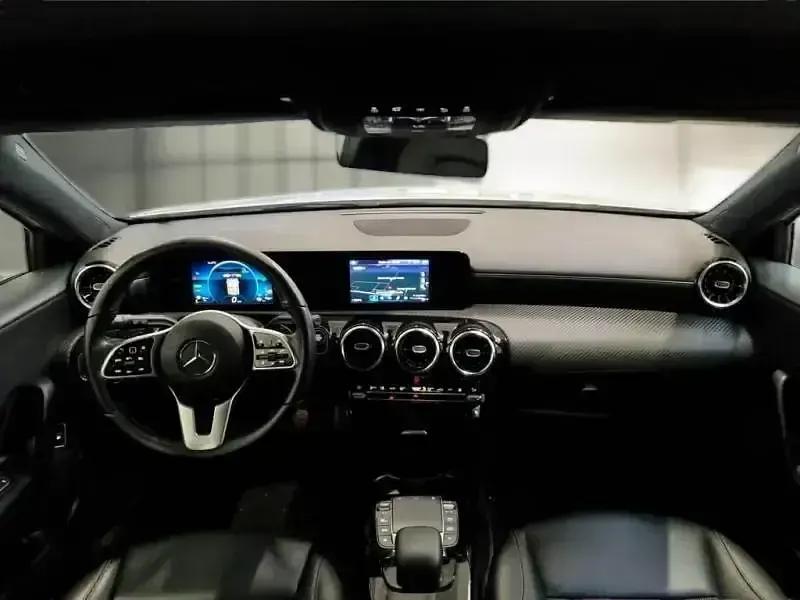 Usado Mercedes A250 218 CV (160 kW) 2021 Blanco Berlina