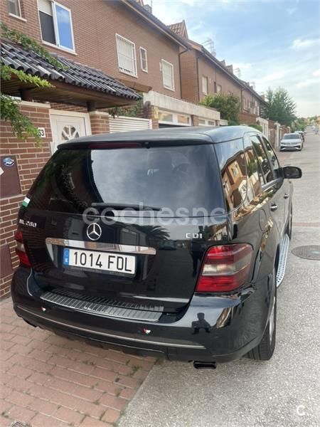 Usado Mercedes ML280 190 CV (139 kW) 2006 Negro SUV