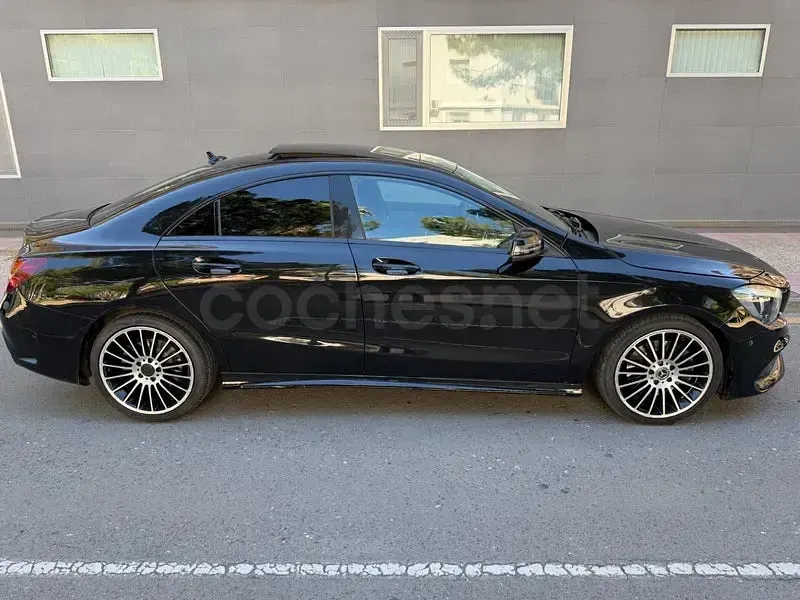 Usado Mercedes CLA220 170 CV (125 kW) 2018 Negro Berlina