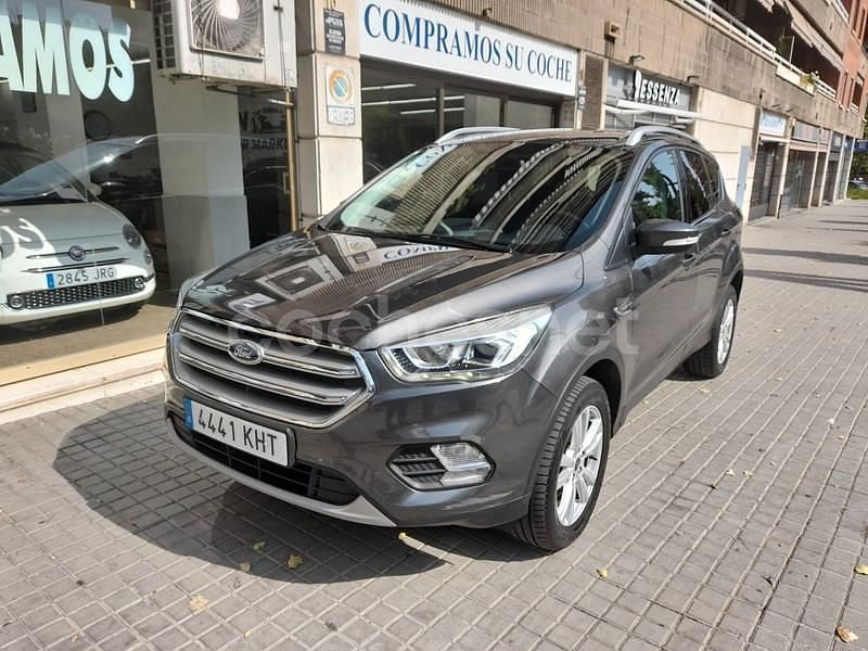 Gris / plata Usado 2018 Ford Kuga Titanium SUV | 11.500 € (Buen precio) - Imagen 1/4