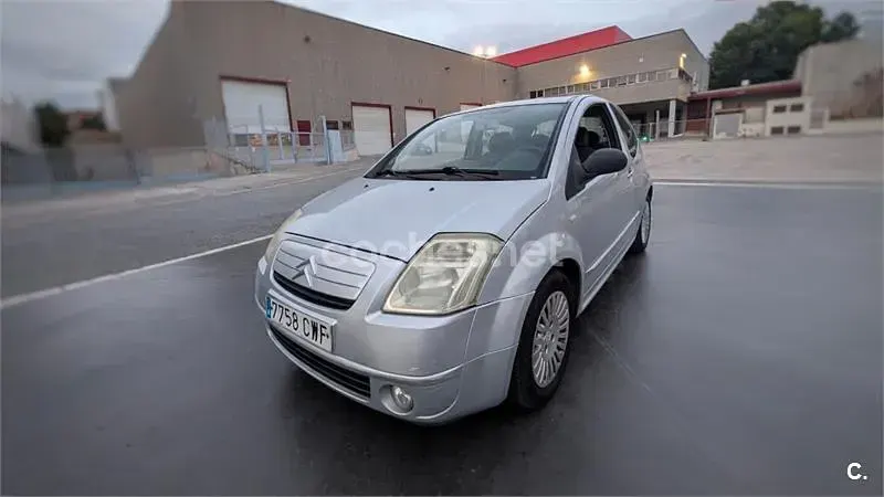 Usado Citroën C2 Furio 61 CV (44 kW) 2004 Gris / plata Utilitario