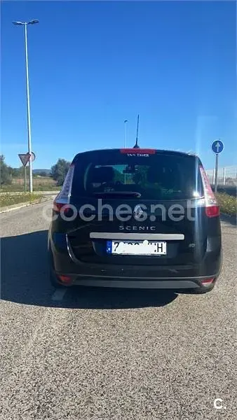 Usado Renault Scenic E-Tech Bose Edition 130 CV (95 kW) 2011 Negro Monovolumen