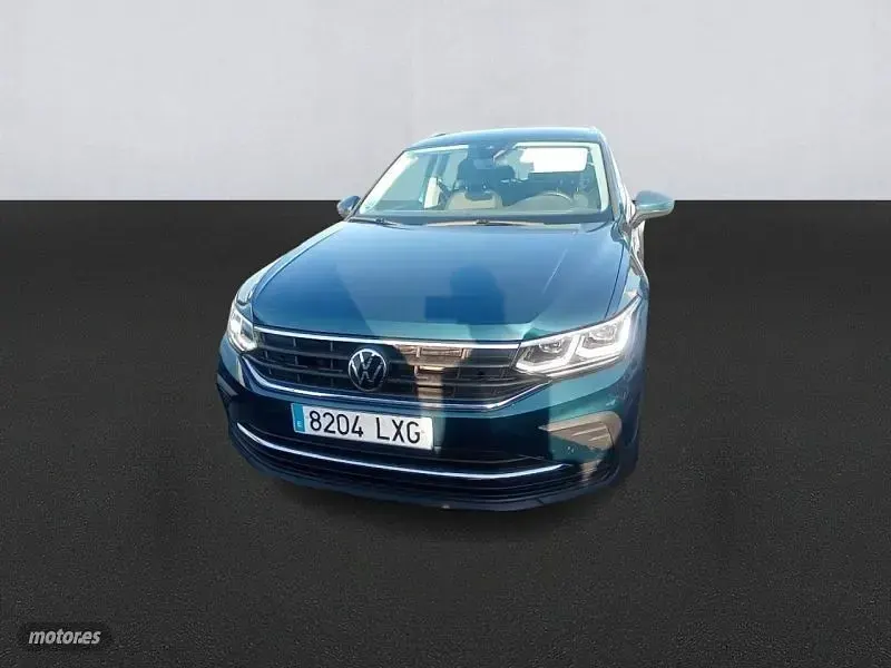 Usado VW Tiguan Life 150 CV (110 kW) 2022 Azul SUV