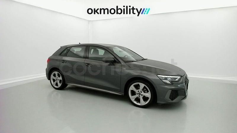 Usado Audi A3 S-Line 150 CV (110 kW) 2024 Gris / plata Berlina