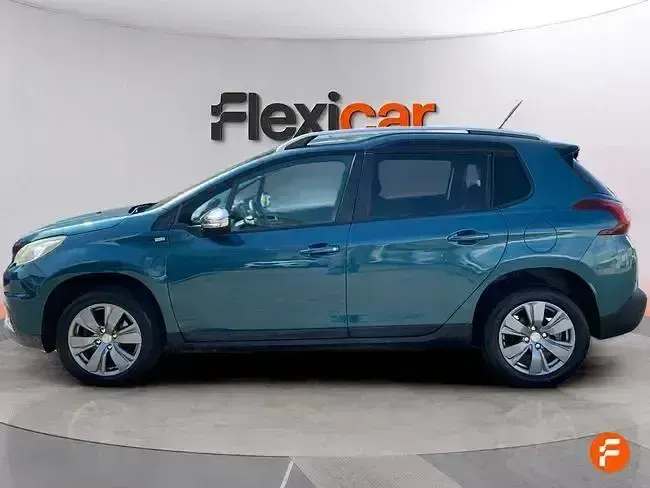 Usado Peugeot 2008 Allure 110 CV (80 kW) 2017 Verde SUV
