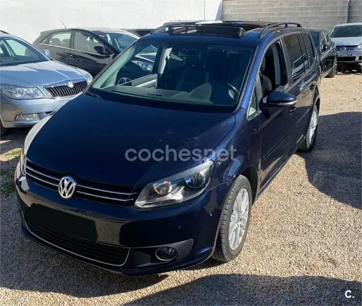 Usado VW Touran Advance 105 CV (77 kW) 2013 Negro Monovolumen