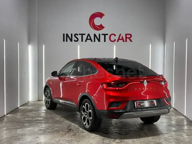 Usado Renault Arkana Equilibre 140 CV (102 kW) 2023 Rojo SUV