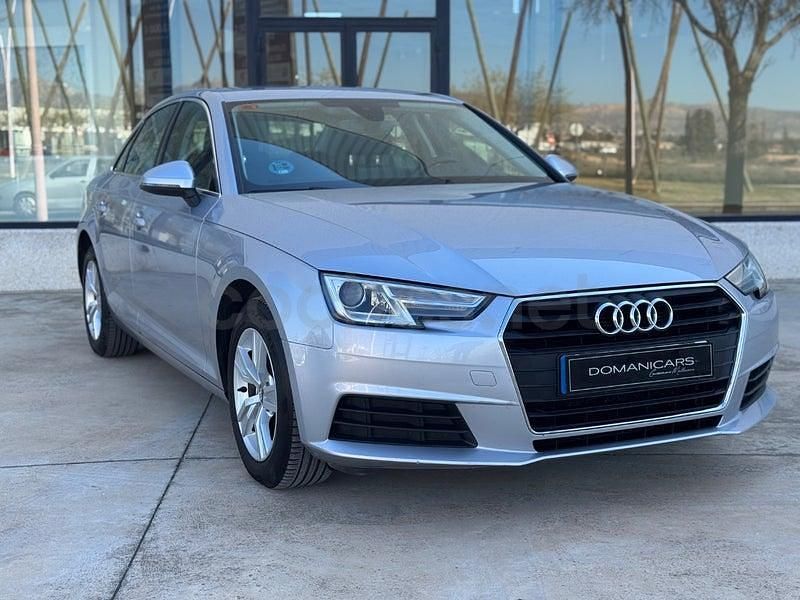 Usado Audi A4 Advanced 150 CV (110 kW) 2017 Gris / plata Berlina