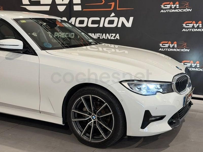 Usado BMW 318 Comfort Edition 150 CV (110 kW) 2020 Blanco Berlina