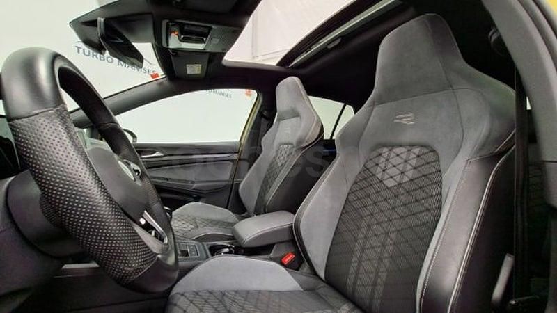 Usado VW Golf VIII R-line 130 CV (95 kW) 2021 Negro Berlina