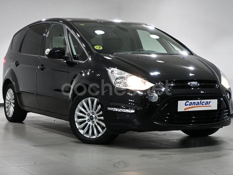 Usado Ford S-MAX Limited 140 CV (102 kW) 2013 Negro Monovolumen