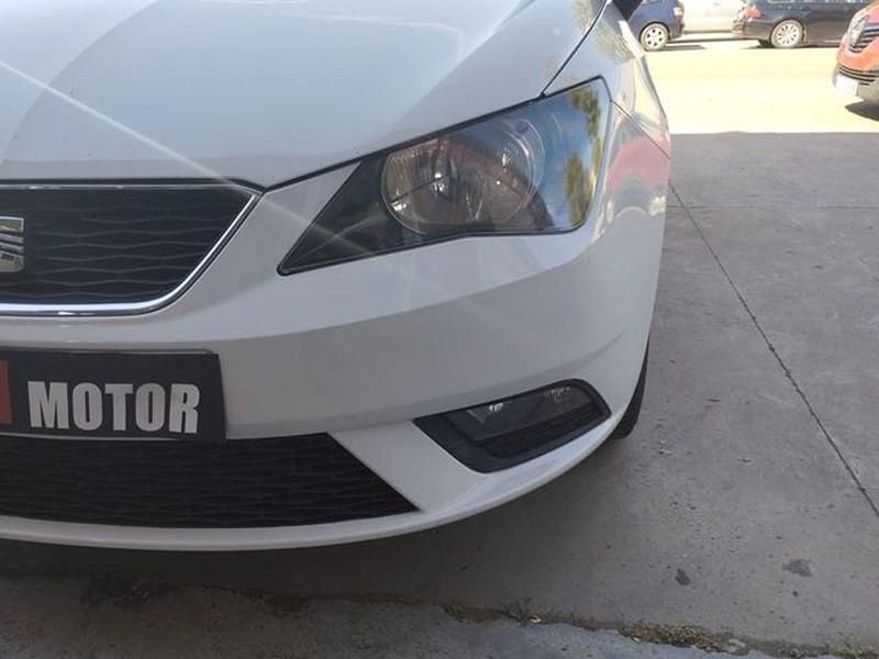 Usado Seat Ibiza SC Reference 70 CV (51 kW) 2013 Blanco Utilitario