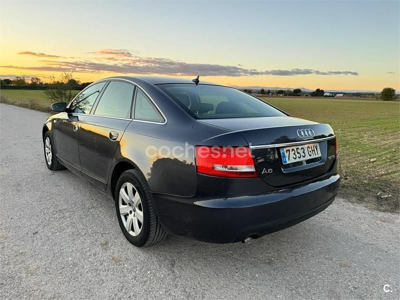 Usado Audi A6 233 CV (171 kW) 2008 Gris / plata Berlina
