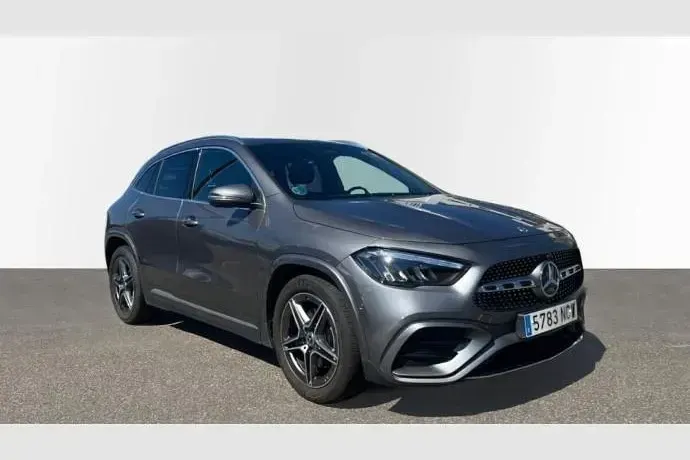 Usado Mercedes GLA200 163 CV (119 kW) 2025 SUV