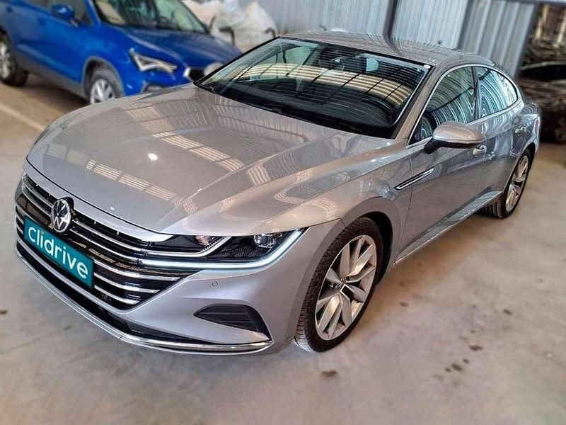 Usado VW Arteon Elegance 150 CV (110 kW) 2022 Gris Coupe