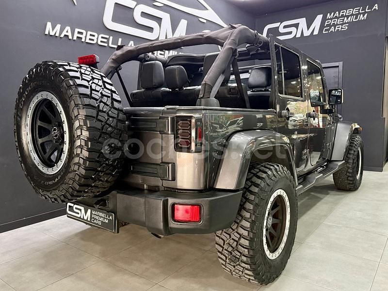 Usado Jeep Wrangler Unlimited Sahara 200 CV (147 kW) 2016 Gris / plata SUV