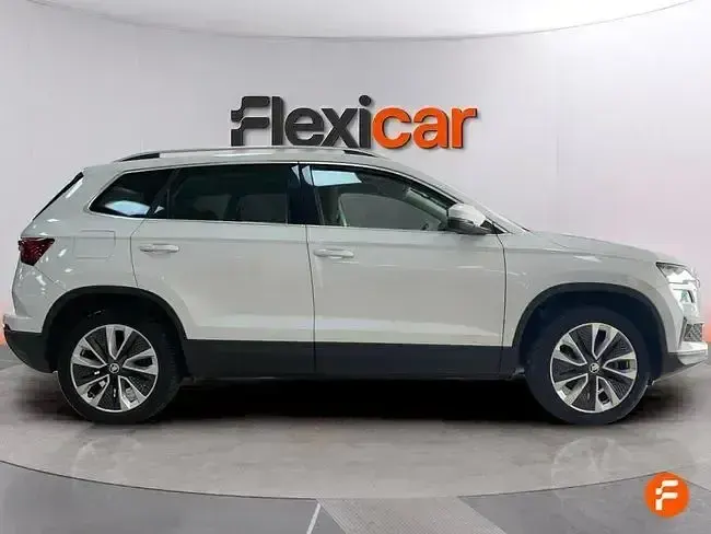 Używany Skoda Karoq 150 KM (110 kW) 2024 Biały SUV